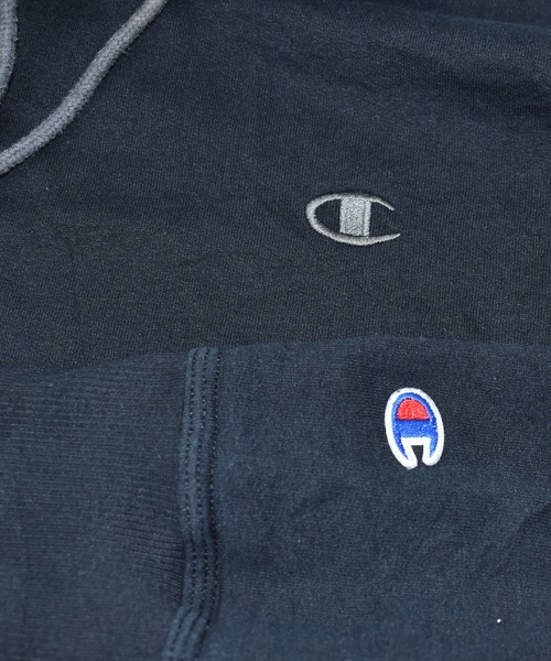 Champion パーカー 「ヴィンテージ古着」Champion 目つき ロゴ刺繍 切り返し スウェットパーカー メンズ レディース - 画像 (5)