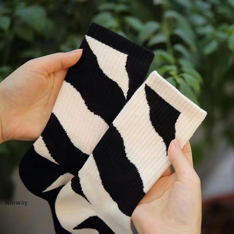 クルーソックス 靴下 4足セット レディース 女性用 くつ下 ショート丈 ランダムカラー おしゃれ カジュアル フットウェア - 画像 (5)