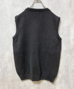 古着 used CHAPS チャップス ワンポイント刺繍ニットベスト Vネック 黒 ブラック シンプル ノームコア